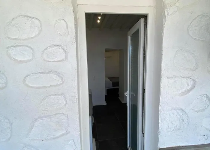 Mykonos Vibes Airport And Apartment *