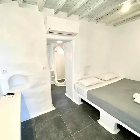 Mykonos Vibes Airport And Apartmán *