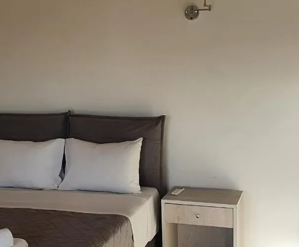 Mykonos Vibes Airport And Mykonos Town