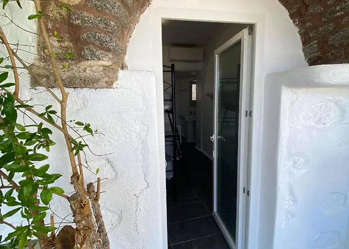 Mykonos Vibes Airport And Mykonos Town